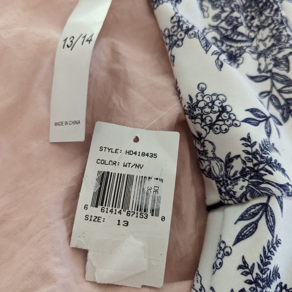 Spring dress With Pockets! Size 13/14 - Picture 3 of 8